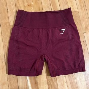 GYMSHARK SHORTS